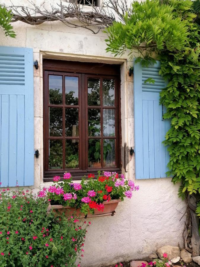 Le Verger Du Paradis Beaulieu-sur-Sonnette Buitenkant foto