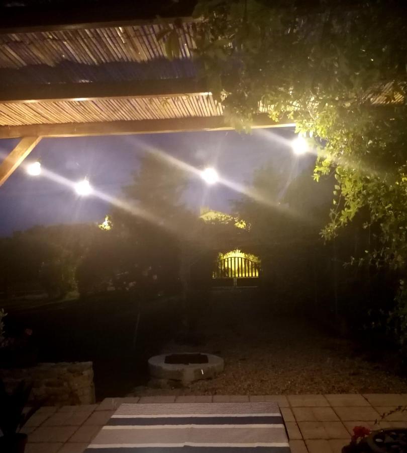 Le Verger Du Paradis Beaulieu-sur-Sonnette Buitenkant foto